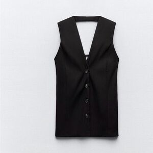 Zara Black Sleeveless Buttoned Top